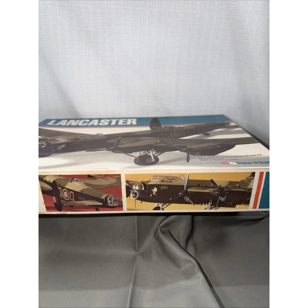 Vtg USAirfix Lancaster British Bomber Model Kit 1/72 Scale 100% Complete Unbuilt